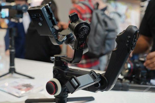 智云photokina 2018展台现场报道 蜂鸟网视角