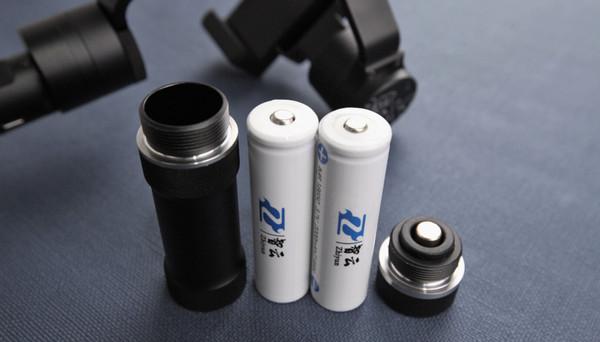 大疆Osmo Mobile vs 智云Smooth C 手机云台巅峰对决